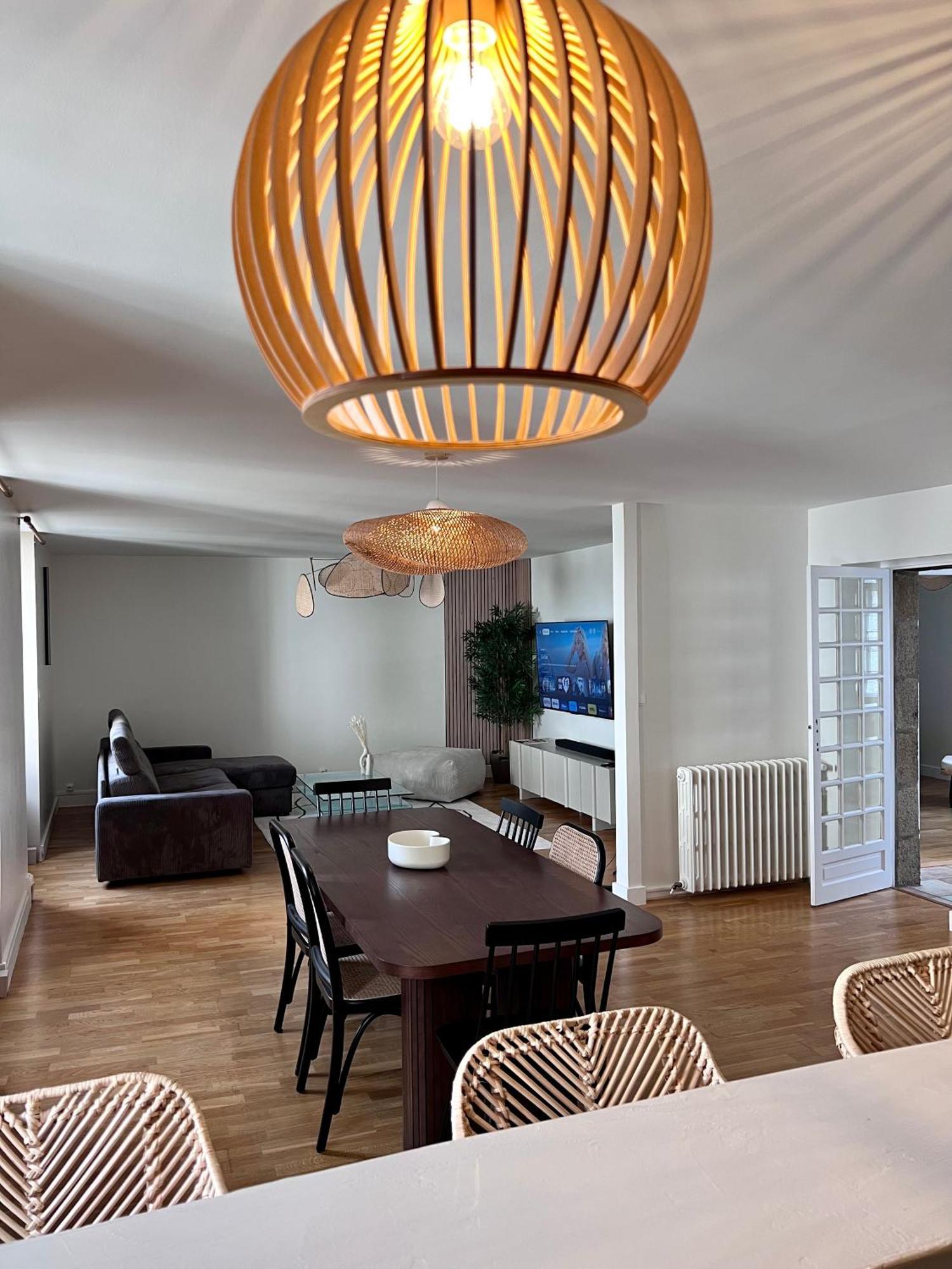 Grand Appartement Ultra Moderne Plein Centre, Plage A Pieds, Avec Parking Concarneau Eksteriør billede