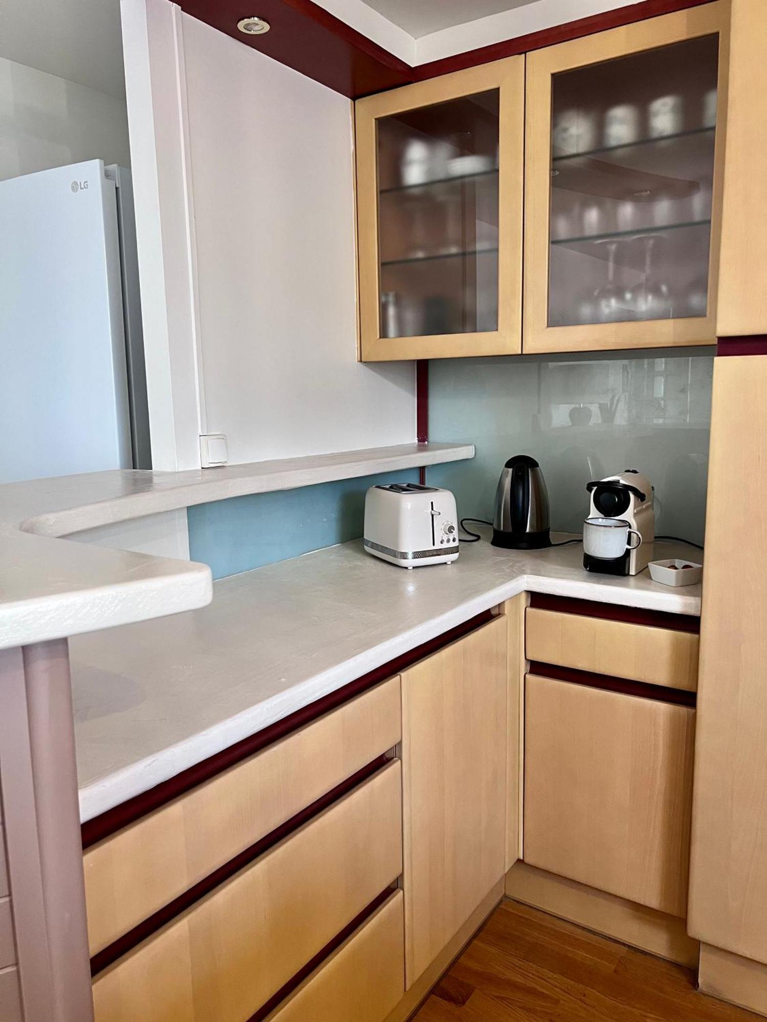 Grand Appartement Ultra Moderne Plein Centre, Plage A Pieds, Avec Parking Concarneau Eksteriør billede